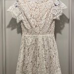Tobi Cream & Beige Embroidered Crochet Lace Overlay Short-Sleeve Mini Dress - S Photo 2