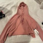 Pale pink cropped sweatshirt Size M Photo 0