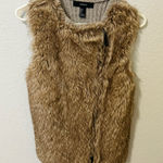 Forever 21  Brown Knit Vest with Faux Fur Size Small Like New Photo 0