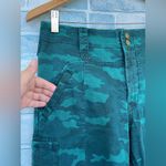 Anthropologie  Austin teal Green Camo cargo pants size 29 Photo 3