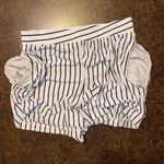 Windsor  black & white striped high rise shorts with pockets - size large Photo 4