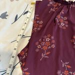 Loft Women's Blouse Medium Plum Purple & Floral Sleeveless Ruffle Collar Blouse. Photo 3