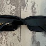 black square sunglasses Photo 1