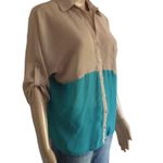 Ali & Kris color block roll tab sleeve blouse Photo 1