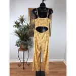 No Boundaries Women’s Jumpsuit Large Floral Smocked Bodice Adjustable Straps Yellow Photo 3