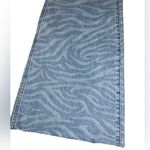 Wrangler  Meow Laser Women’s Tiger Print Wanderer Flare Jeans 25x32 Photo 9