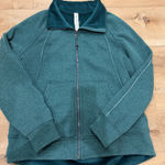 Lululemon  Oversized Scuba Photo 0