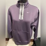 Nike  ThermaFit Womens Small Lavender Half ZIP Sweatshirt Photo 0