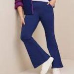 Torrid NWOT--NAVY BLUE FLARE BOTTOM LEGGINGS-SIZE 1X Brand new leggings Photo 1