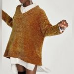 ZARA  knit Cozy V-Neck Sweater in Gold Photo 3