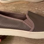 Koolaburra by Ugg  Kellen Slip On Purple Shoes 8 Photo 0