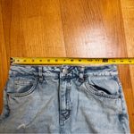 Refuge Mid Rise Distressed Rips Light Wash Denim Mom Jeans Relaxed Size 3 GUC Photo 4