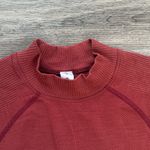 Lululemon  Women's Rust Crewneck Top Athletic Love Sleeve Size Medium Photo 2