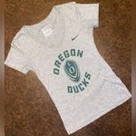 Nike Oregon Ducks V-neck T-shirt - size small Photo 0