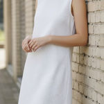 Isaac Mizrahi NWT  white, sleeveless shift dress with a textured knit Large Photo 0