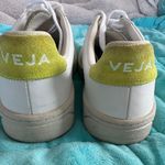 VEJA Sneakers Photo 4