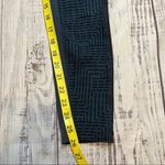 New Balance  Dry Pocket Mesh Back Leggings. Size Small. EUC Photo 13