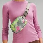 Lululemon RARE  - Everywhere 1 Liter Belt Bag Hyper Dye Multi/Rover - NWT Photo 1