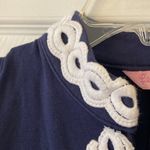 Lilly Pulitzer  Dress size XS length 32” bust 30” color navy blue / white embroid Photo 4