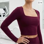 Aritzia Babaton Contour Maroon Square Neck Long Sleeve Crop Top Shirt Size XS Photo 0