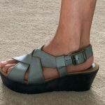 sbicca  Hand Made Silver zhray Wedge Strappy Sandals 8.5 8 39 made in USA Photo 1