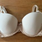 Wacoal La Femme plunge T-Shirt Bra, Sz 36B Photo 1