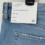 Loft NWT The Skinny Bermuda Denim Jean Shorts Raw Hem Size 30 Photo 2