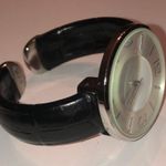 Mother of Pearl Look Classic Black Cuff Watch New Battery Wristwatch Photo 2