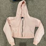 Pretty Little Thing Cropped Sweatshirt Photo 0