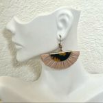Leopard tortoise shell paper gold tone earrings Photo 2