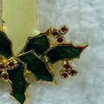 Candle Stick Holly Leaves Berries Christmas Pin Brooch Holiday Wear Vintage Photo 2