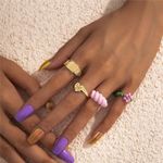 Boutique Y2K Aesthetic Daisy Beaded Gold Ring Set of 4 Photo 2