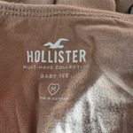 Hollister  Must Have Collection Tab Baby Tee Size M Photo 2