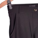 Kay Unger NWT  Scuba Shorts Solid Black Silver Button Front Pockets Belt Loops Photo 2