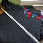 Vintage 70s 80s Boho Floral Embellished Black Sweater sequin flowers gold beaded Size M Photo 5