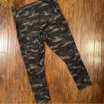 Athleta  Ultimate Stash Pocket Camo 7/8 Tight, Olive SIZE 1X Photo 6