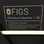 FIGS  Navy V-Neck Scrub Top Catarina SZ XS Photo 3