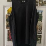 Uniqlo TANK TOP Photo 0