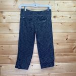 Kuhl  Dark Heathered Grey Mova Kapri Stretch Hiking Capri Pants Leggings 4 Photo 6