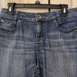 DKNY Mid Rise Capri Length Jeans Size 8 Photo 5