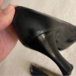 St. John Black Italian Leather Pumps Gold-Tone Button Emblem Size 6.5 $395 Photo 4