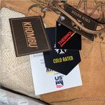 Khombu Womens  COZY Tan Storm Boot Size 9 M Waterproof Cold Rated Insoles New Photo 3