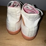 Women’s Chuck Taylor All Star Hi White Cherry Blossom‎ Rare Size 7.5 Photo 7