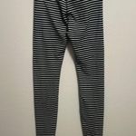 Lululemon  Wunder Under pant in parallel stripe black and white size 4 Photo 2