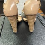 Elegant Gray and White Wedge Sandals Size 7 Photo 2