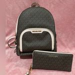 Michael Kors MK purse and wallet Photo 0