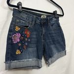Zana Di  jeans Shorts‎ Size 4 Embroidered Cut Off Cuffed Denim Photo 2