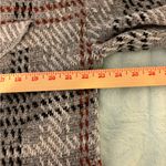 Elegant Plaid Blazer in Gray and Black Size L Photo 2