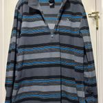 The North Face Striped Sweater is a Men’s size XL. Photo 0