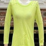 Audrey Ann neon yellow sweater with grommets / S / Excellent condition Photo 4
